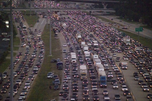 Gridlock on I-45 Houston Evacuated Hurricane Rita (Wikimedia)